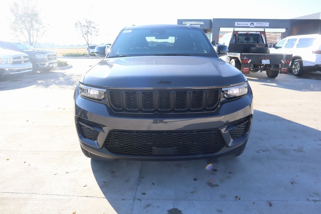 2025 Jeep Grand Cherokee Altitude X
