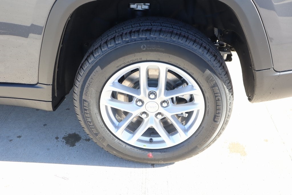 2025 Jeep Grand Cherokee Laredo X