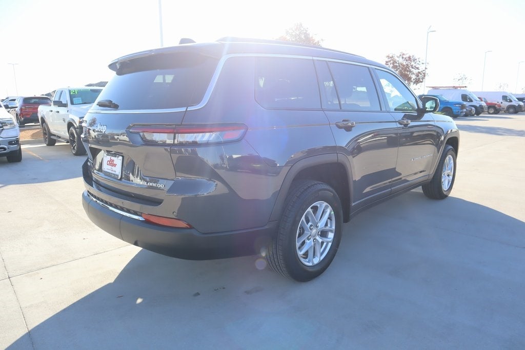 2025 Jeep Grand Cherokee Laredo