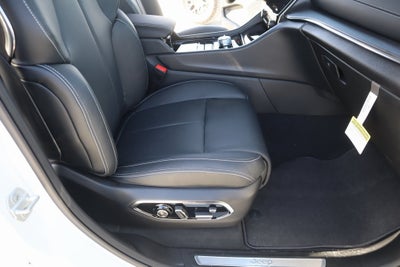 2025 Jeep Grand Cherokee Overland