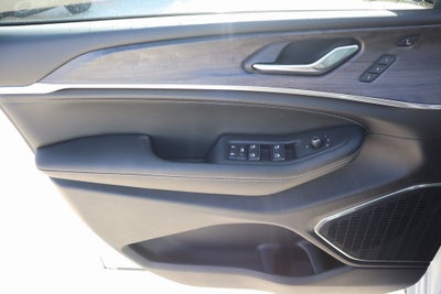 2025 Jeep Grand Cherokee Overland