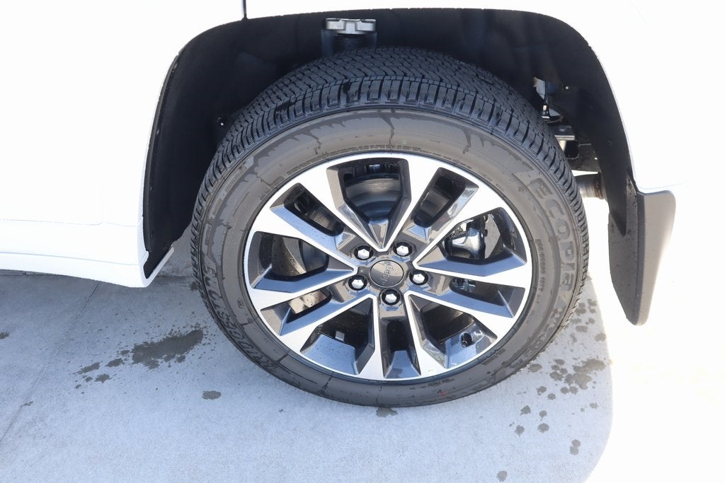 2025 Jeep Grand Cherokee Overland