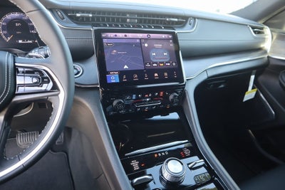 2025 Jeep Grand Cherokee Overland