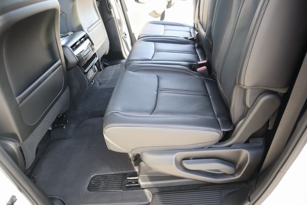 2025 Jeep Wagoneer Base