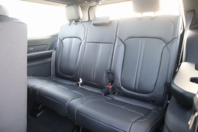 2025 Jeep Wagoneer Base