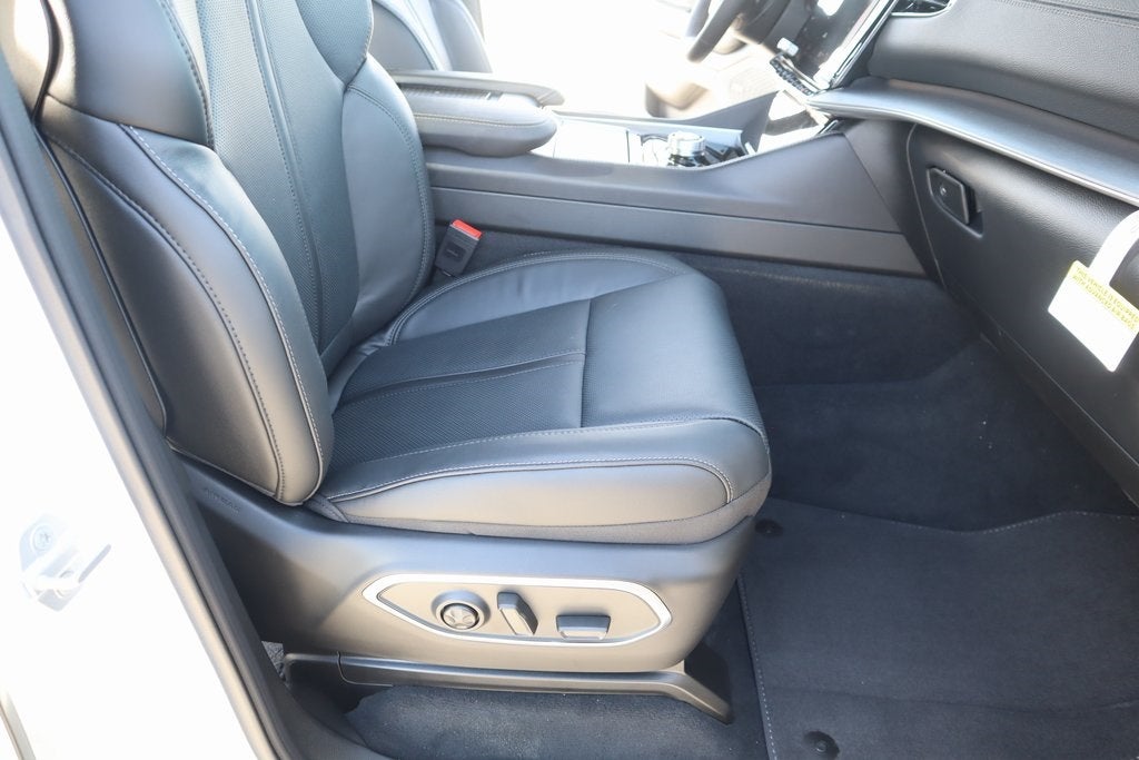 2025 Jeep Wagoneer Base