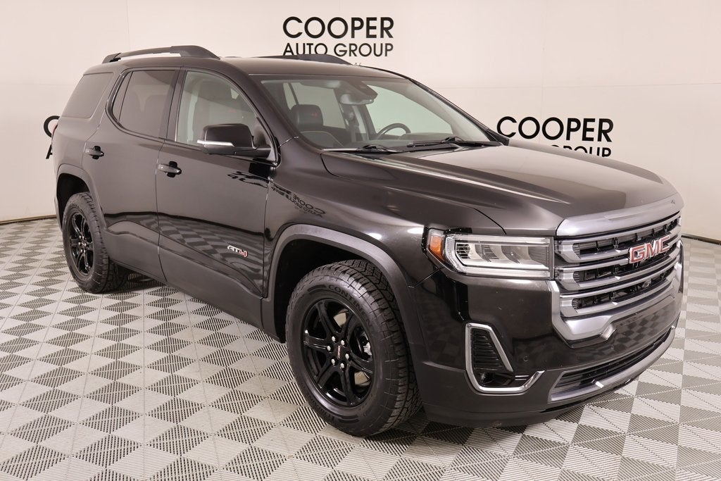 2022 GMC Acadia AT4