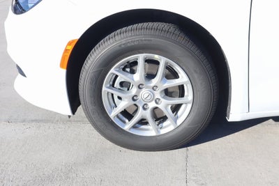 2026 Chrysler Voyager LX