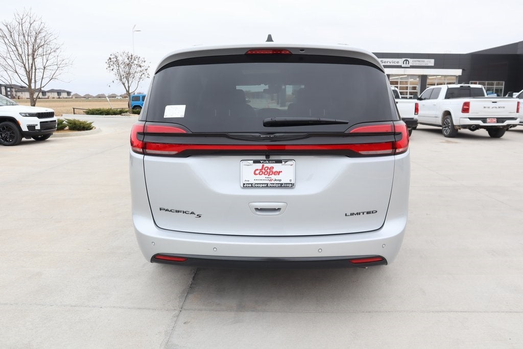 2026 Chrysler Pacifica Limited