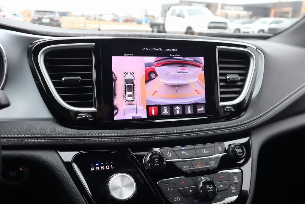 2026 Chrysler Pacifica Limited