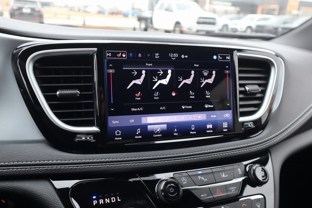 2026 Chrysler Pacifica Limited