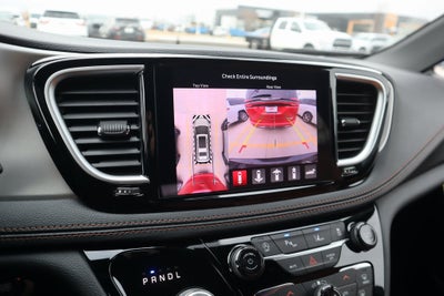 2026 Chrysler Pacifica Pinnacle