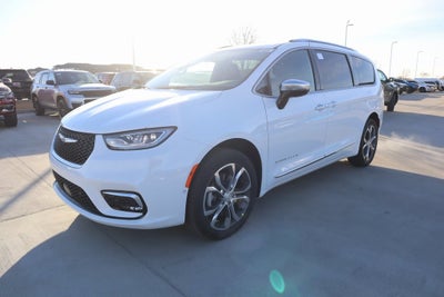2026 Chrysler Pacifica Pinnacle