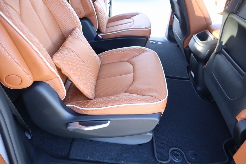 2026 Chrysler Pacifica Pinnacle