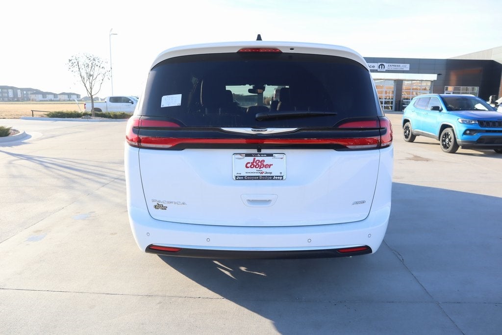 2026 Chrysler Pacifica Pinnacle