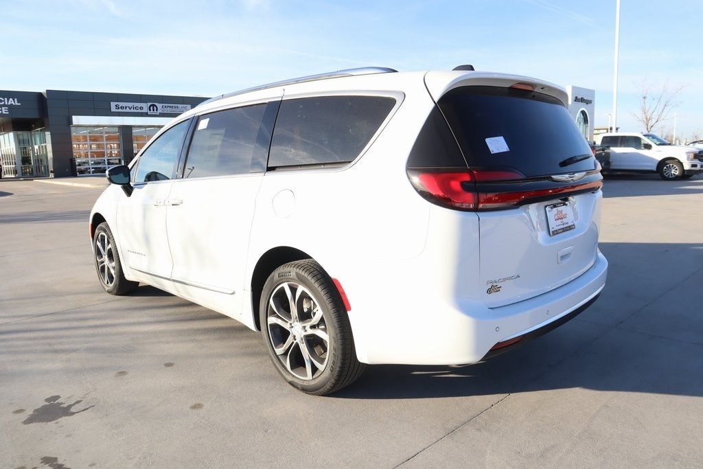 2026 Chrysler Pacifica Pinnacle