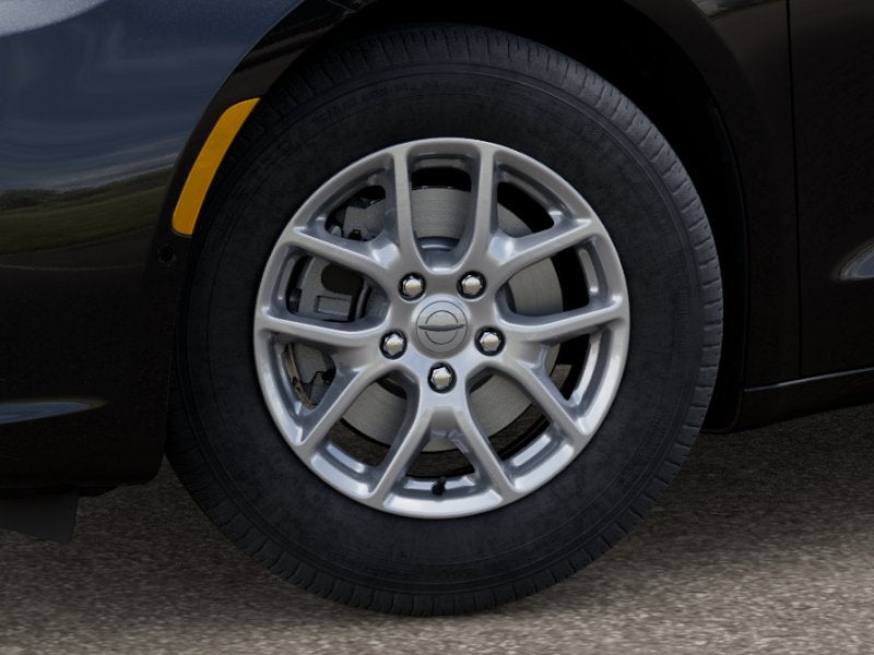 2026 Chrysler Pacifica Base