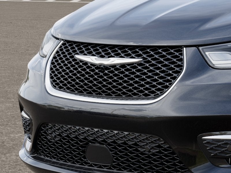 2026 Chrysler Pacifica Base