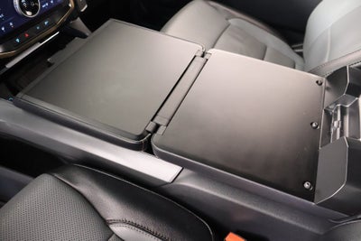 2022 Ford F-150 Lightning Lariat AWD