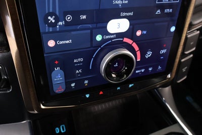 2022 Ford F-150 Lightning Lariat AWD