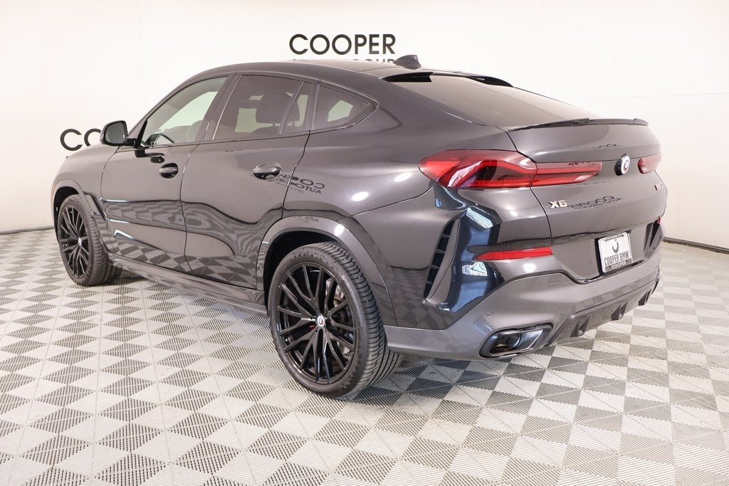 2023 BMW X6 M50i