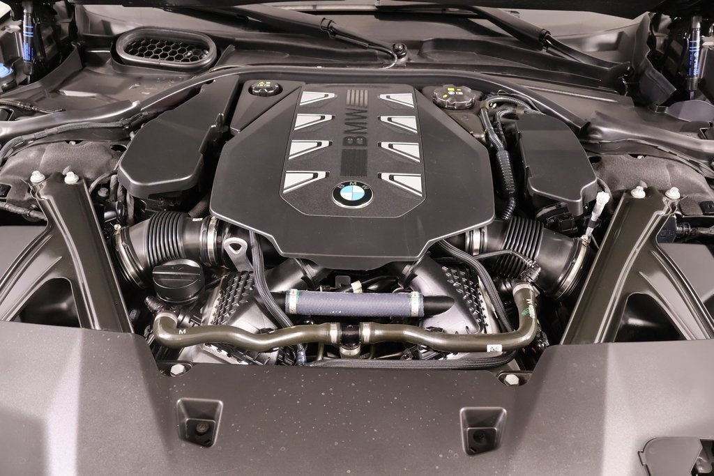 2023 BMW 7 Series 760i xDrive M Sport PRO