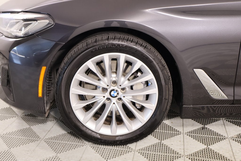 2023 BMW 5 Series 530i