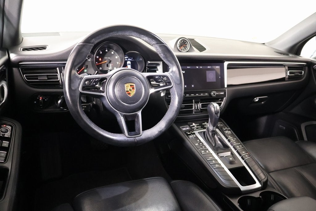 2020 Porsche Macan Base