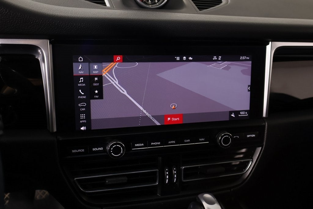 2020 Porsche Macan Base