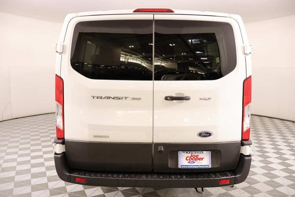 2023 Ford Transit Passenger Wagon XLT
