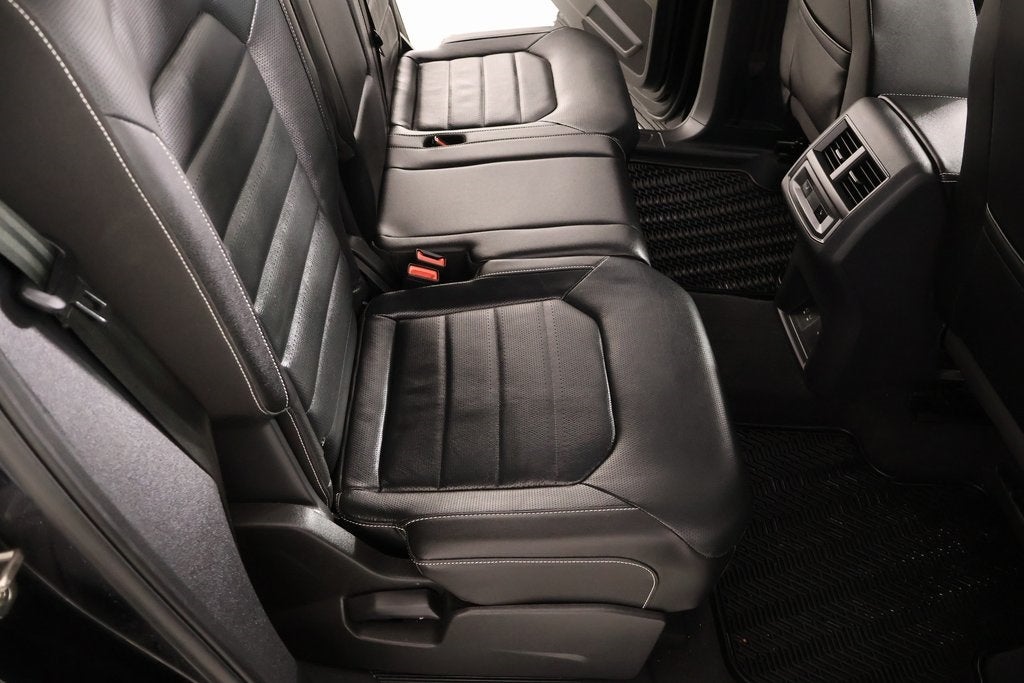 2023 Volkswagen Atlas Cross Sport 3.6L V6 SEL Premium R-Line