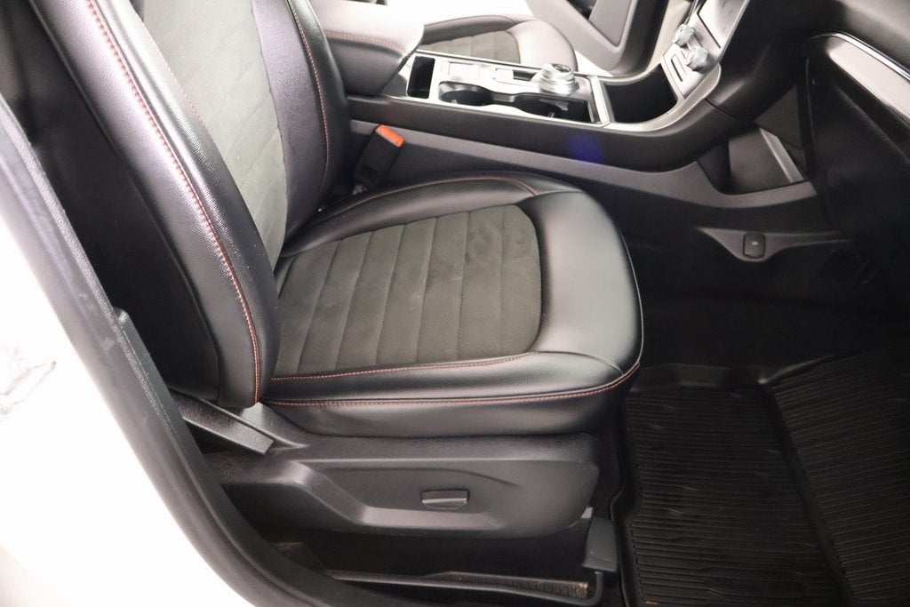 2022 Ford Edge ST Line