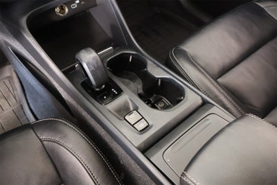 2023 Volvo XC40 Core