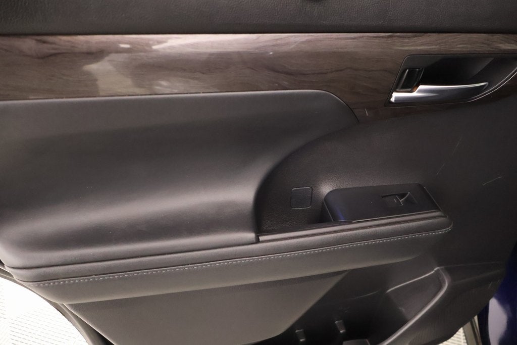 2022 Toyota Highlander Limited