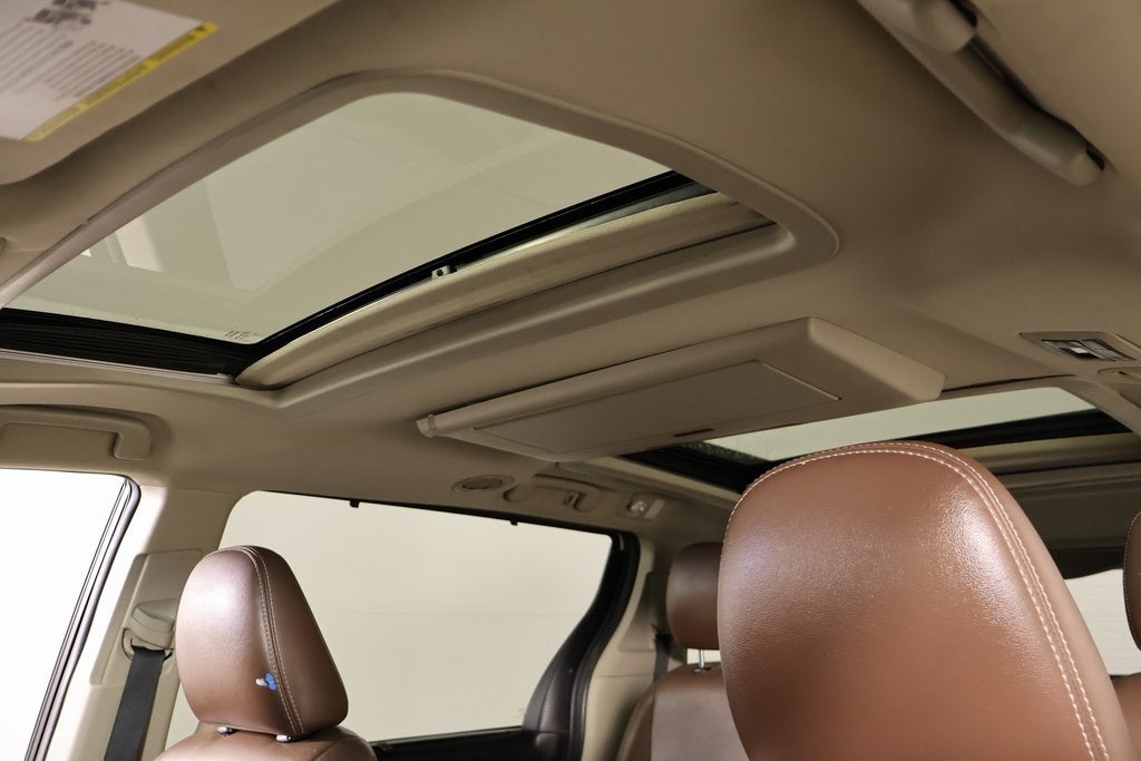 2017 Toyota Sienna Limited 7 Passenger