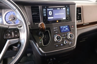 2017 Toyota Sienna Limited 7 Passenger