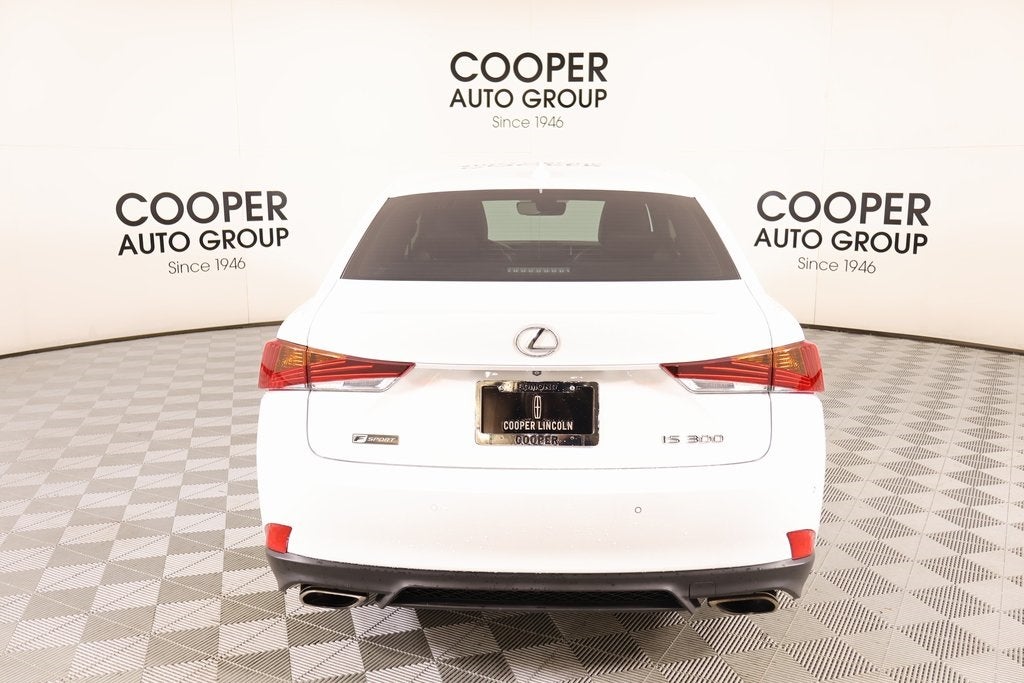 2019 Lexus IS 300