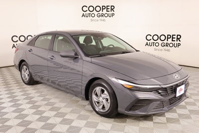 2024 Hyundai Elantra SE