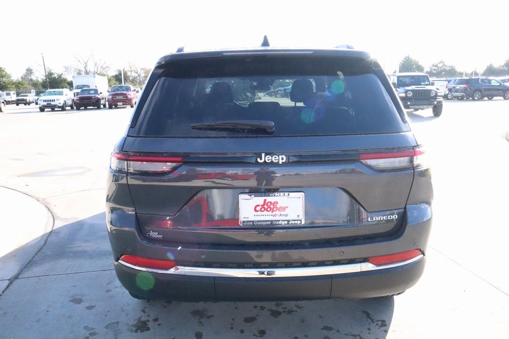 2025 Jeep Grand Cherokee Laredo