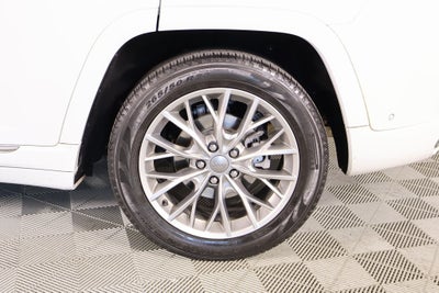 2022 Jeep Grand Cherokee Summit