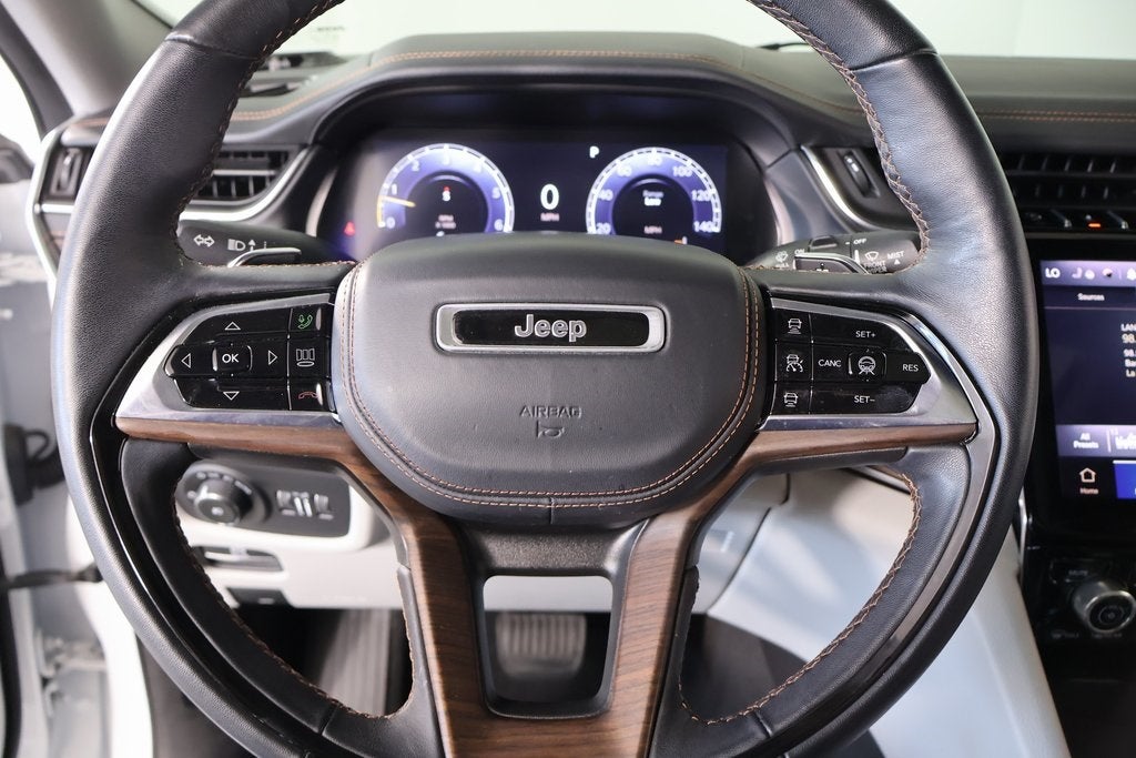 2022 Jeep Grand Cherokee Summit