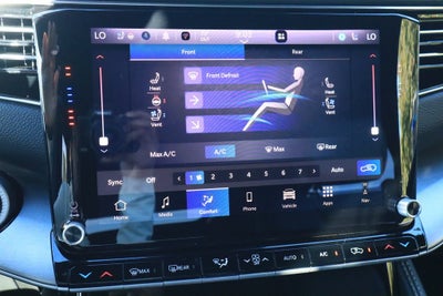 2025 Jeep Wagoneer Base