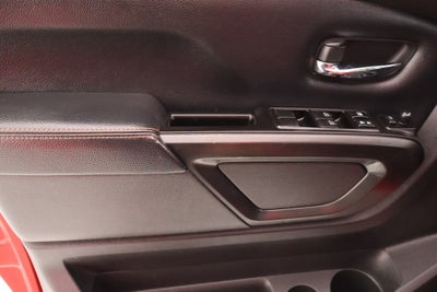 2020 Nissan TITAN PRO-4X