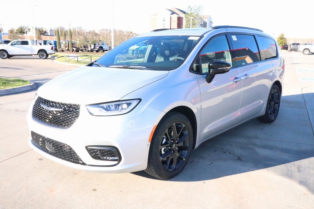 2026 Chrysler Pacifica Limited