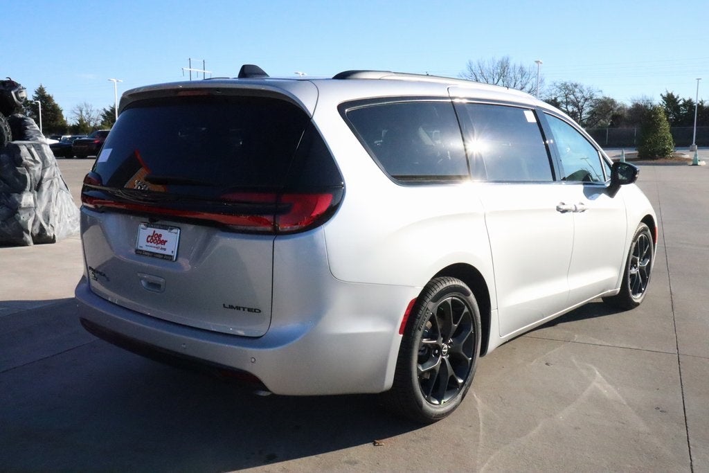 2026 Chrysler Pacifica Limited
