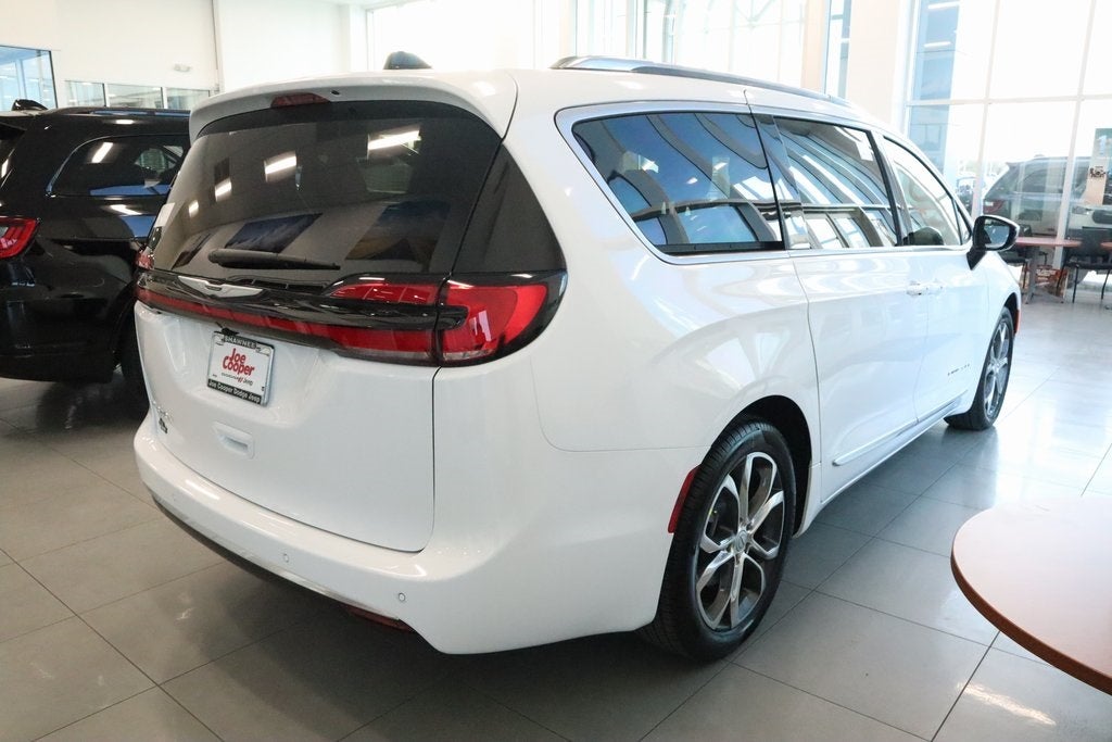 2026 Chrysler Pacifica Pinnacle