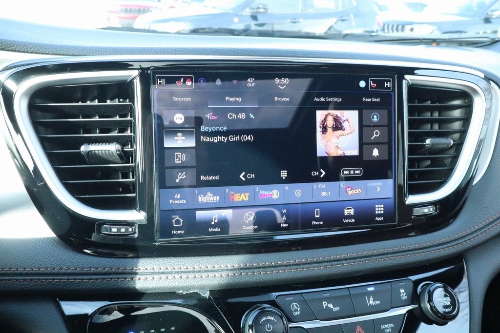 2026 Chrysler Pacifica Pinnacle