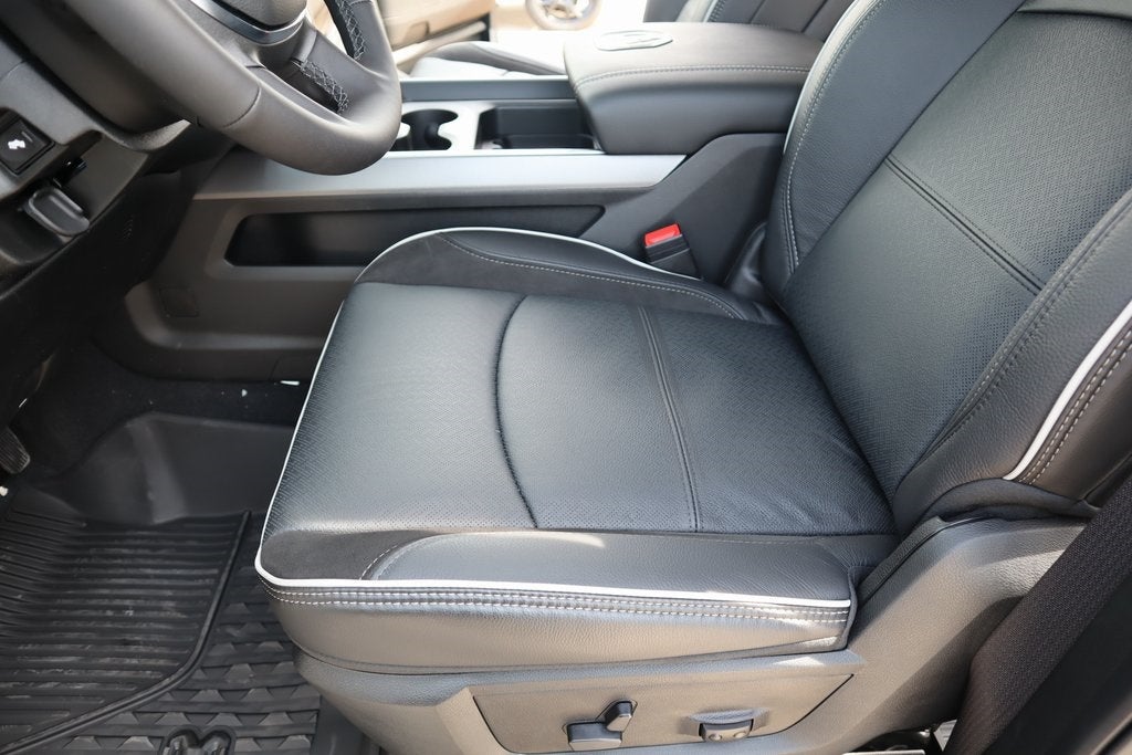 2025 RAM Ram 3500 LARAMIE