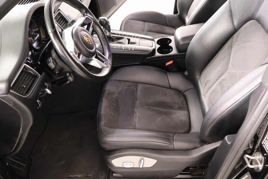 2018 Porsche Macan Base