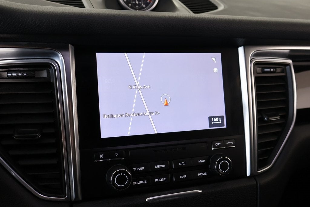 2018 Porsche Macan Base